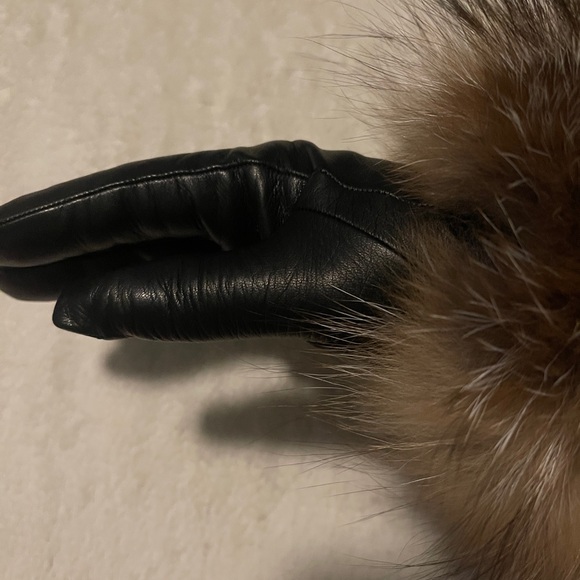 Genuine Italian Leather Gloves - Picture 4 of 4
